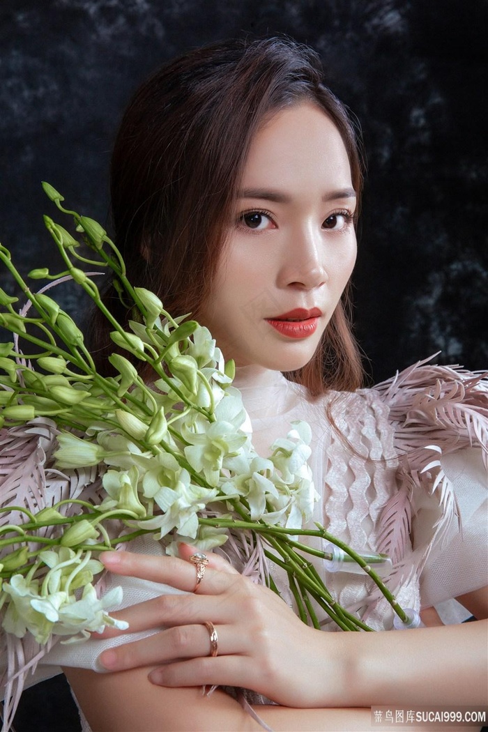 99蜜桃臀久久久欧美精品网站科技分享：打造个人品牌影响力！