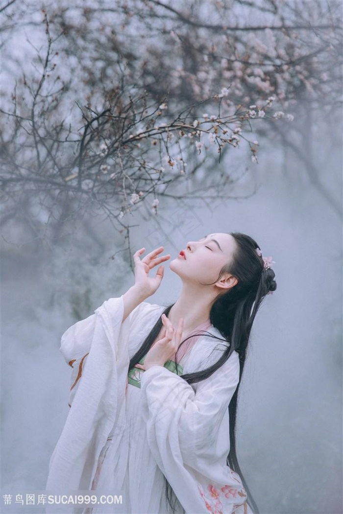 七里香社区在线看被举报有抄袭行为?网友：不知情!