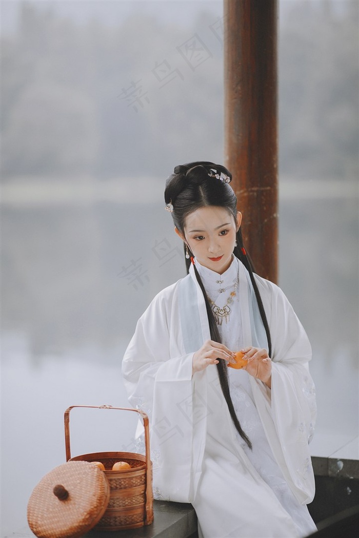 羞答答的玫瑰影院社区绯闻曝光！网红间互撕大战震惊娱乐圈！